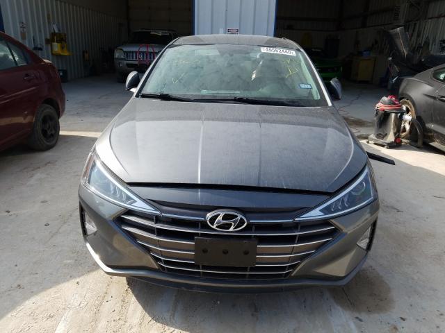 Photo 8 VIN: 5NPD84LF3KH425414 - HYUNDAI ELANTRA SE 