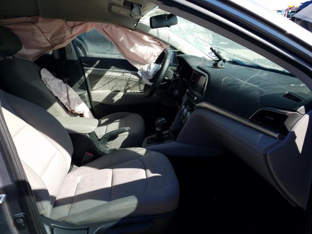 Photo 4 VIN: 5NPD84LF3KH440219 - HYUNDAI ELANTRA SE 