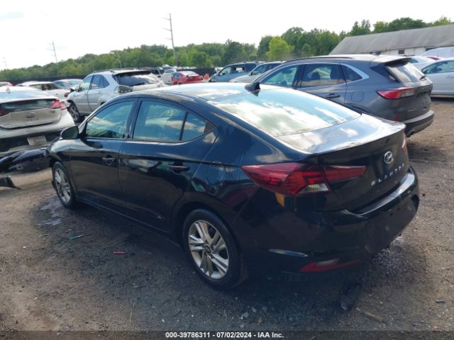 Photo 2 VIN: 5NPD84LF3KH453195 - HYUNDAI ELANTRA 