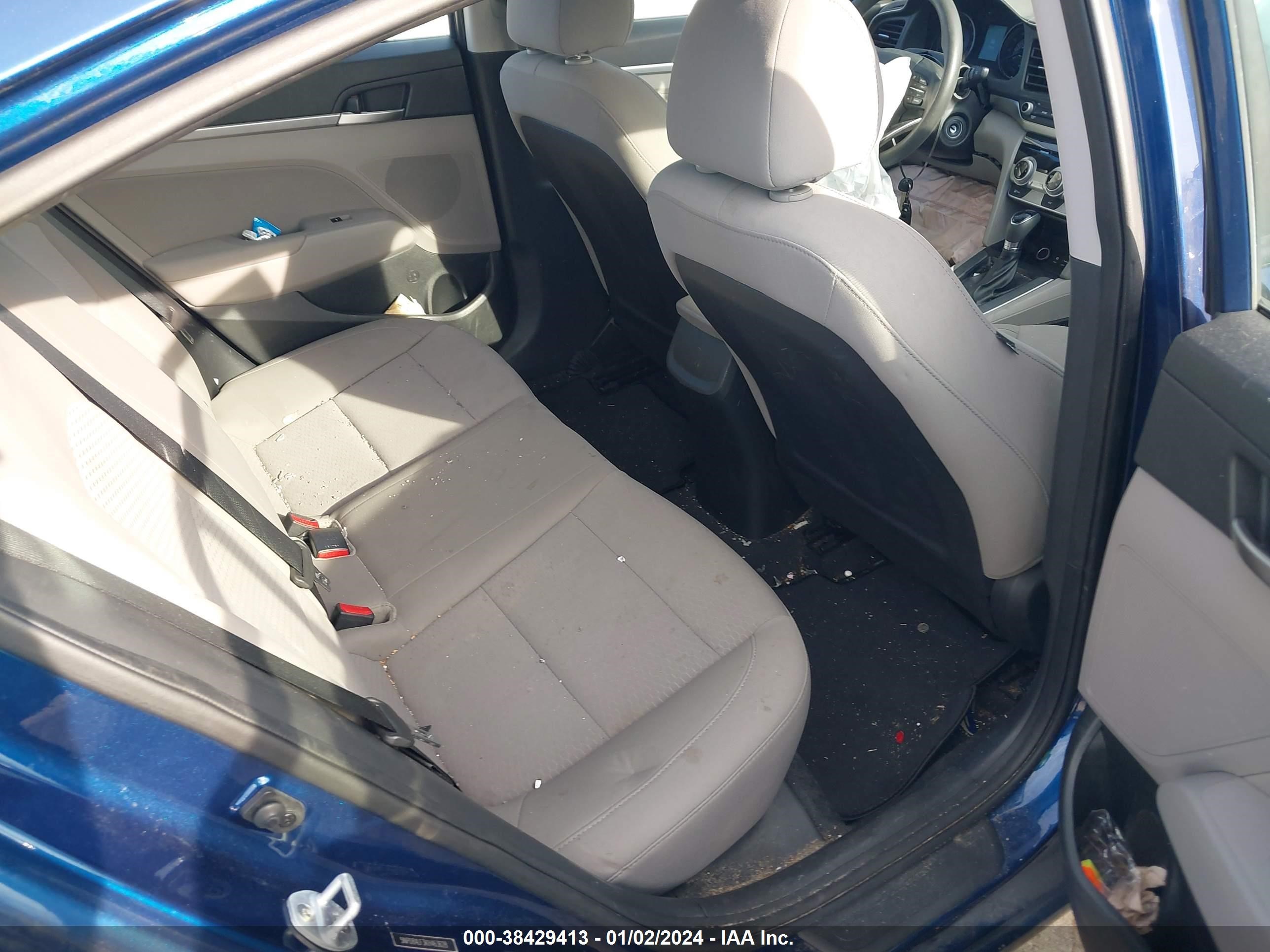 Photo 7 VIN: 5NPD84LF3KH463628 - HYUNDAI ELANTRA 