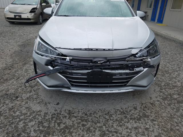 Photo 8 VIN: 5NPD84LF3KH473317 - HYUNDAI ELANTRA SE 