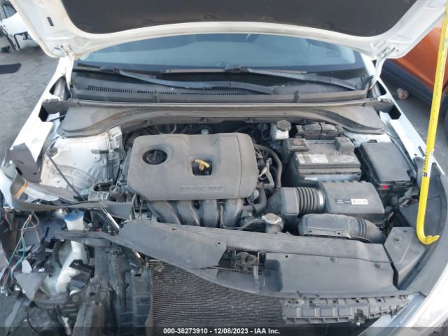 Photo 9 VIN: 5NPD84LF3KH476685 - HYUNDAI ELANTRA 