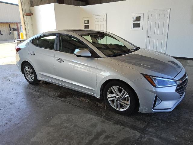 Photo 3 VIN: 5NPD84LF3KH477156 - HYUNDAI ELANTRA SE 