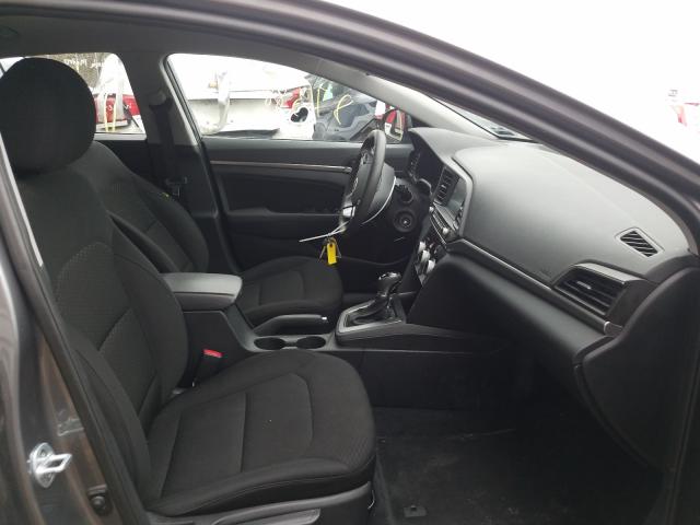 Photo 4 VIN: 5NPD84LF3KH484172 - HYUNDAI ELANTRA SE 