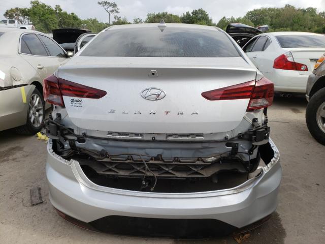 Photo 9 VIN: 5NPD84LF3KH489842 - HYUNDAI ELANTRA SE 