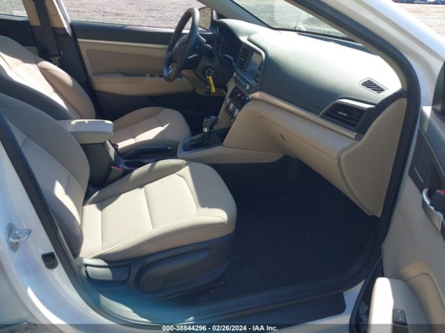 Photo 4 VIN: 5NPD84LF3LH502235 - HYUNDAI ELANTRA 