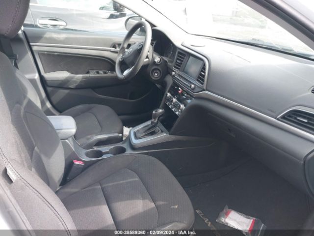 Photo 4 VIN: 5NPD84LF3LH517320 - HYUNDAI ELANTRA 