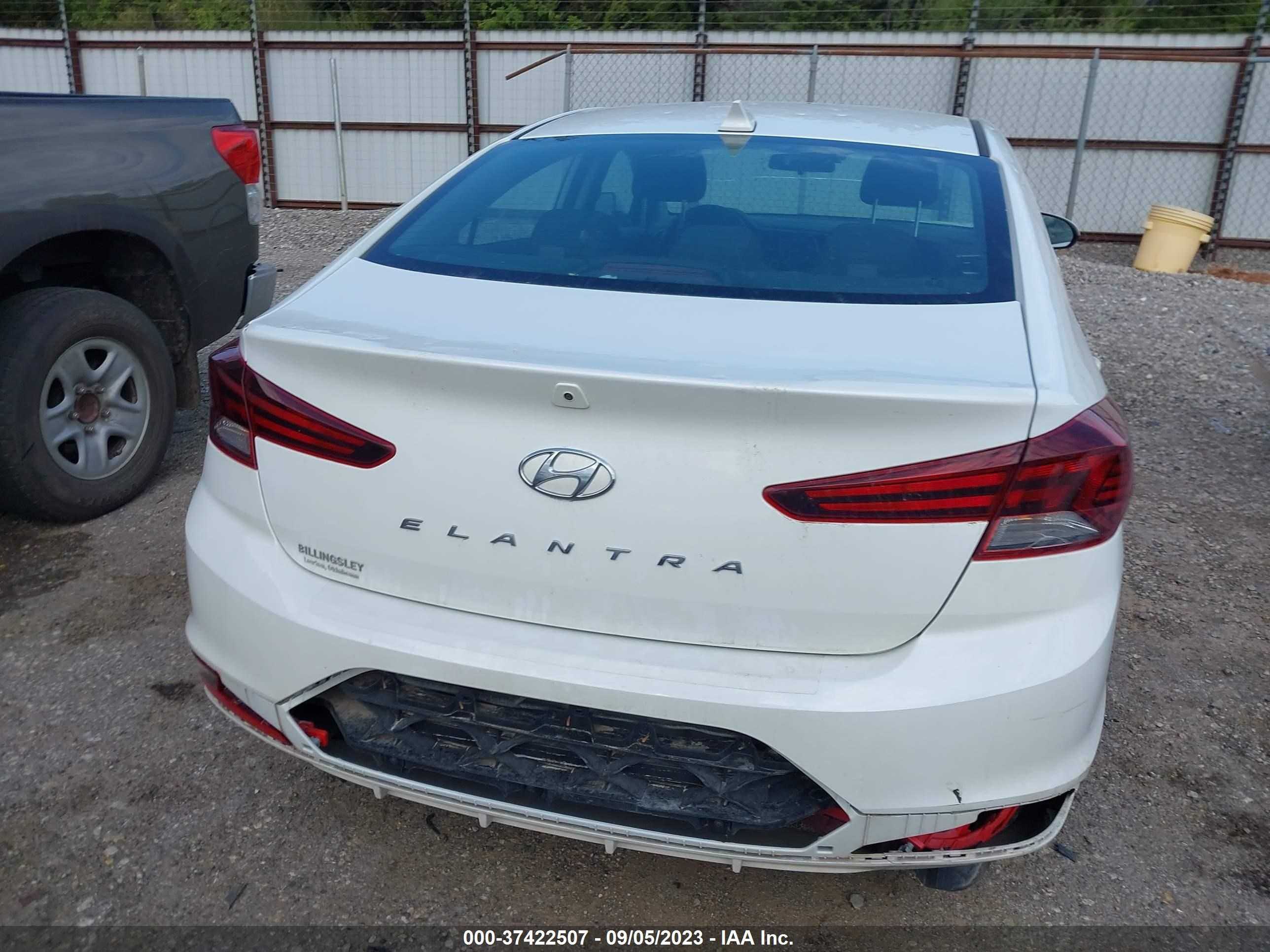 Photo 15 VIN: 5NPD84LF3LH533100 - HYUNDAI ELANTRA 