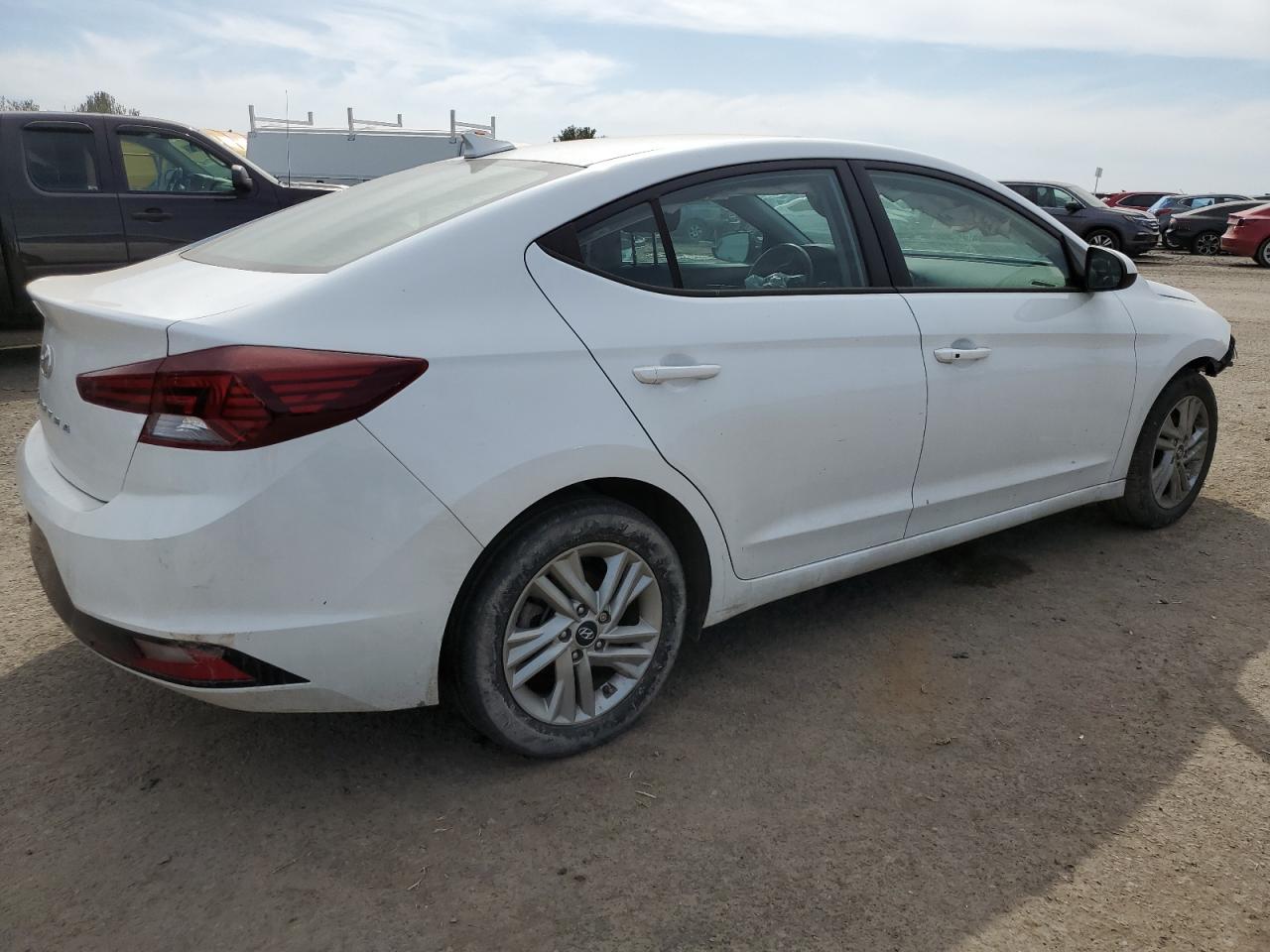 Photo 2 VIN: 5NPD84LF3LH551855 - HYUNDAI ELANTRA 