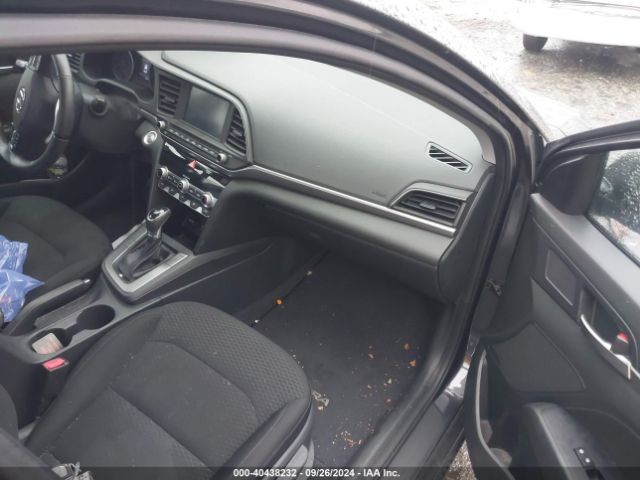 Photo 4 VIN: 5NPD84LF3LH611357 - HYUNDAI ELANTRA 