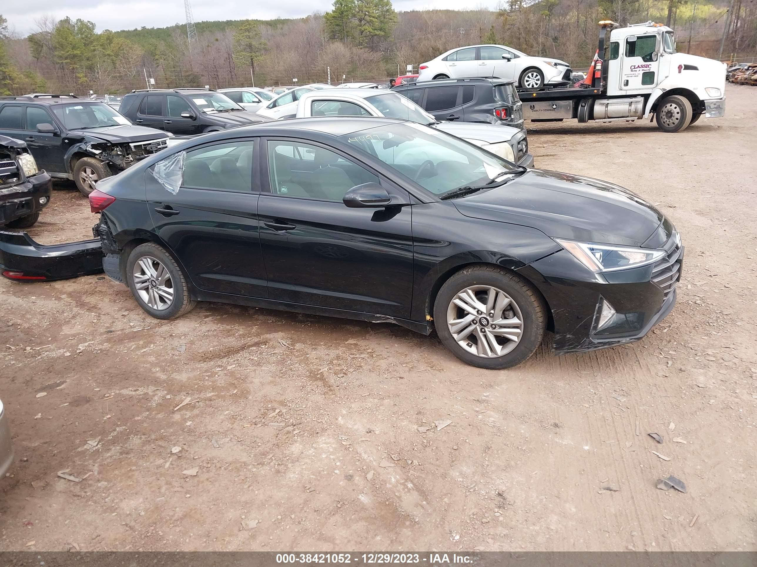 Photo 12 VIN: 5NPD84LF3LH628580 - HYUNDAI ELANTRA 