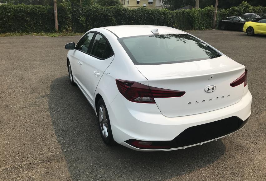 Photo 2 VIN: 5NPD84LF3LH631298 - HYUNDAI ELANTRA SE 