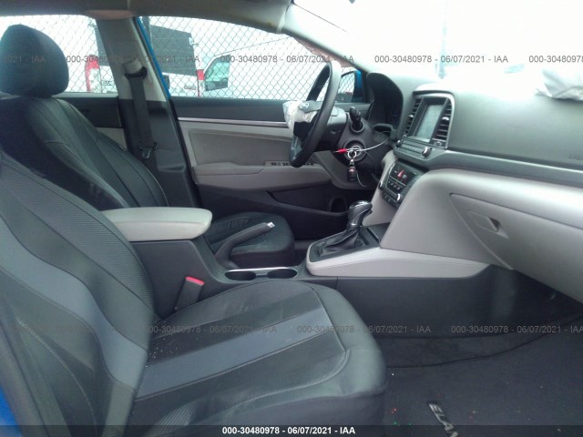 Photo 4 VIN: 5NPD84LF4HH004343 - HYUNDAI ELANTRA 