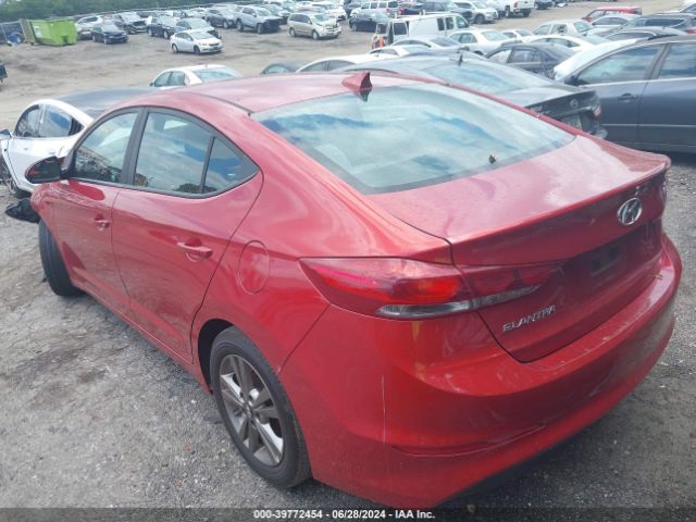 Photo 2 VIN: 5NPD84LF4HH005024 - HYUNDAI ELANTRA 