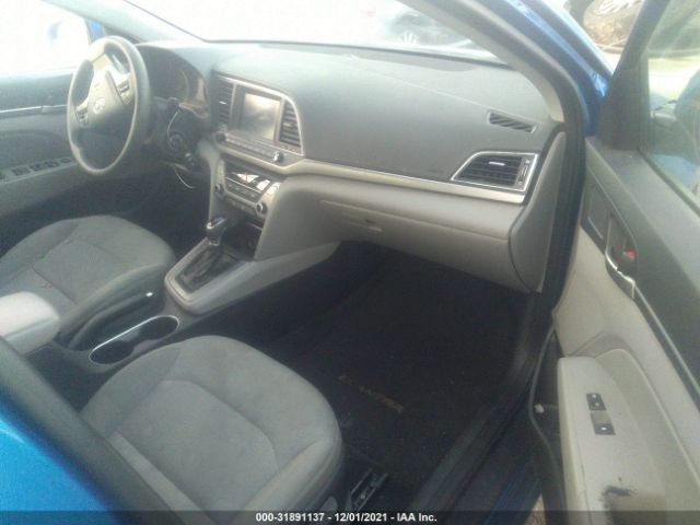 Photo 4 VIN: 5NPD84LF4HH011468 - HYUNDAI ELANTRA 