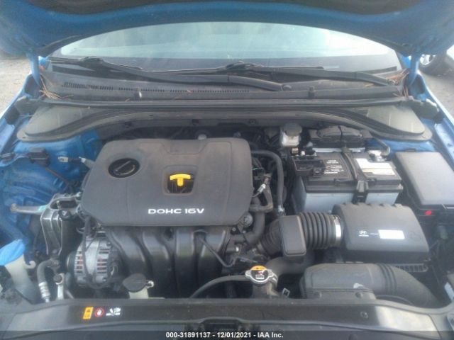 Photo 9 VIN: 5NPD84LF4HH011468 - HYUNDAI ELANTRA 