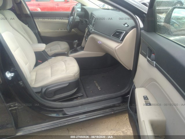 Photo 4 VIN: 5NPD84LF4HH011549 - HYUNDAI ELANTRA 