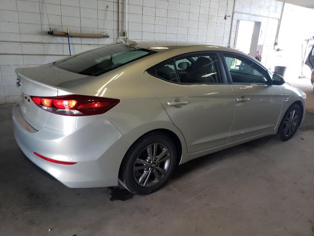 Photo 2 VIN: 5NPD84LF4HH017013 - HYUNDAI ELANTRA SE 