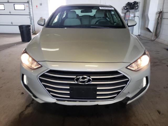 Photo 4 VIN: 5NPD84LF4HH017013 - HYUNDAI ELANTRA SE 