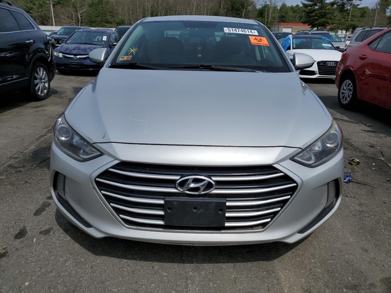 Photo 4 VIN: 5NPD84LF4HH018579 - HYUNDAI ELANTRA 