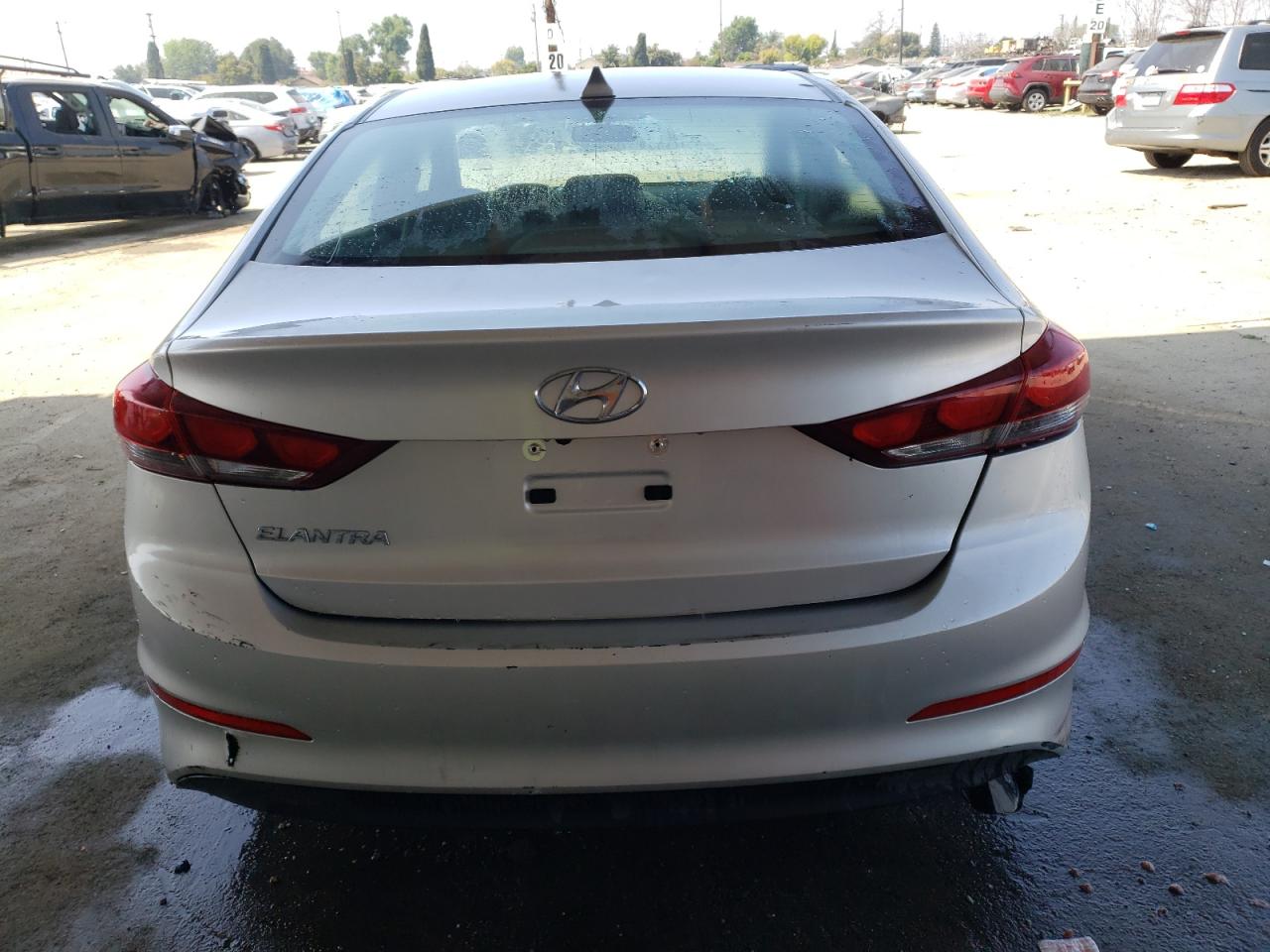 Photo 5 VIN: 5NPD84LF4HH033714 - HYUNDAI ELANTRA 