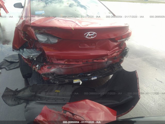 Photo 5 VIN: 5NPD84LF4HH033941 - HYUNDAI ELANTRA 