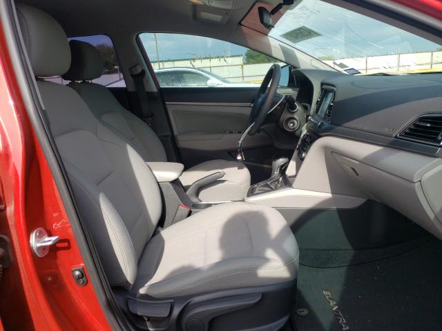 Photo 4 VIN: 5NPD84LF4HH042705 - HYUNDAI ELANTRA SE 