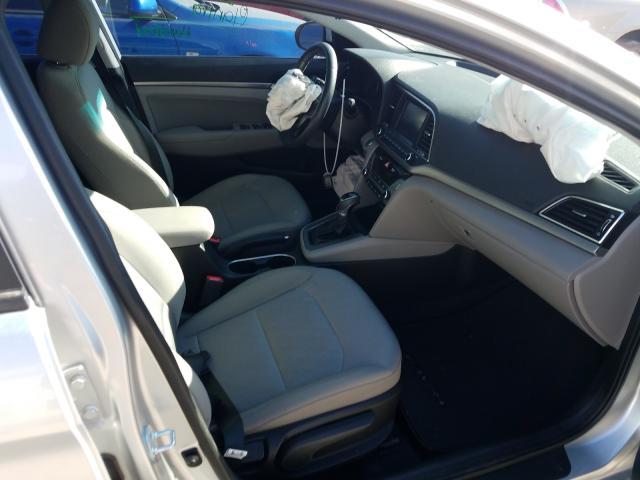 Photo 4 VIN: 5NPD84LF4HH042980 - HYUNDAI ELANTRA SE 