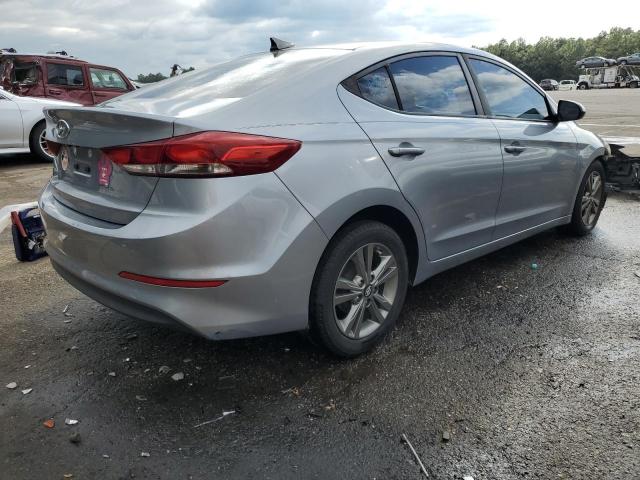 Photo 2 VIN: 5NPD84LF4HH054708 - HYUNDAI ELANTRA SE 