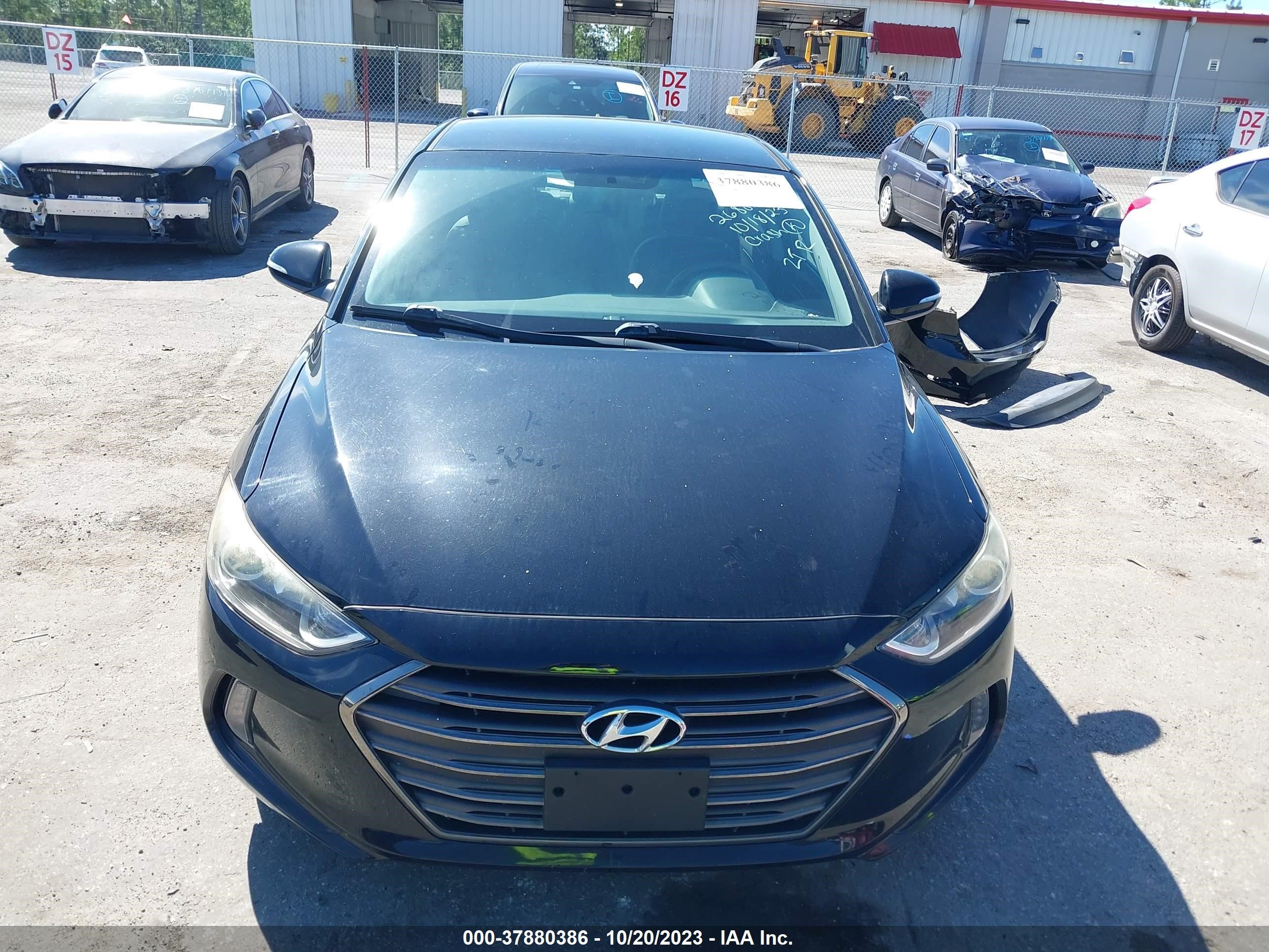 Photo 12 VIN: 5NPD84LF4HH059889 - HYUNDAI ELANTRA 