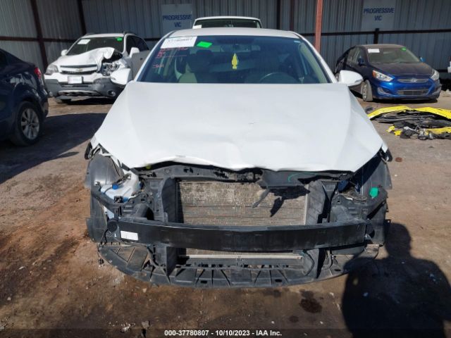 Photo 5 VIN: 5NPD84LF4HH062629 - HYUNDAI ELANTRA 