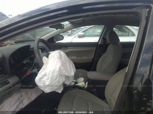 Photo 4 VIN: 5NPD84LF4HH065434 - HYUNDAI ELANTRA 