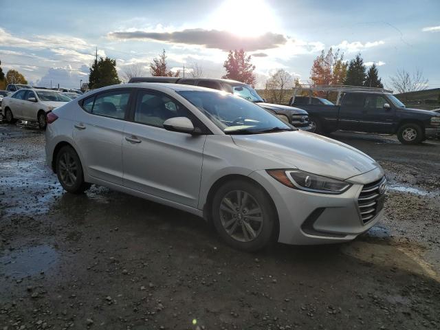 Photo 3 VIN: 5NPD84LF4HH072223 - HYUNDAI ELANTRA SE 