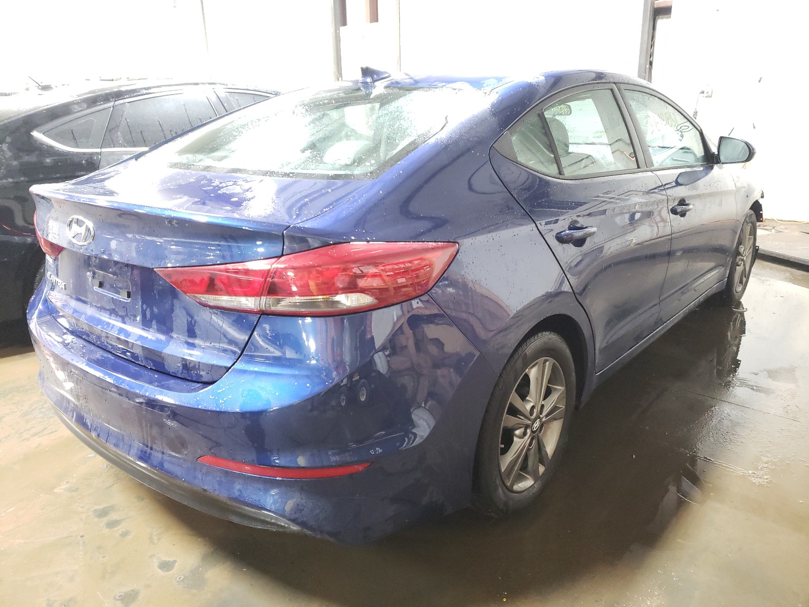 Photo 3 VIN: 5NPD84LF4HH075381 - HYUNDAI ELANTRA 