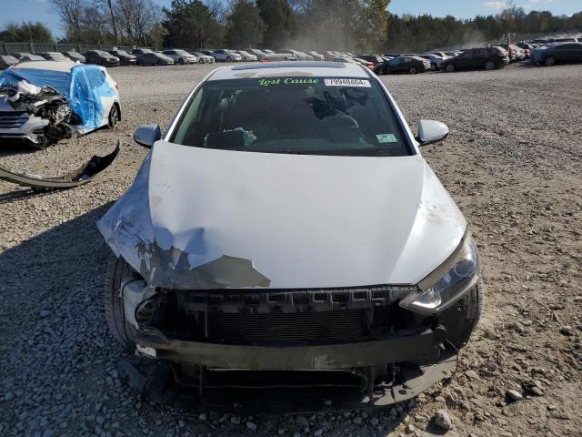 Photo 4 VIN: 5NPD84LF4HH087580 - HYUNDAI ELANTRA SE 