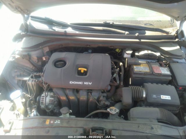 Photo 9 VIN: 5NPD84LF4HH094254 - HYUNDAI ELANTRA 