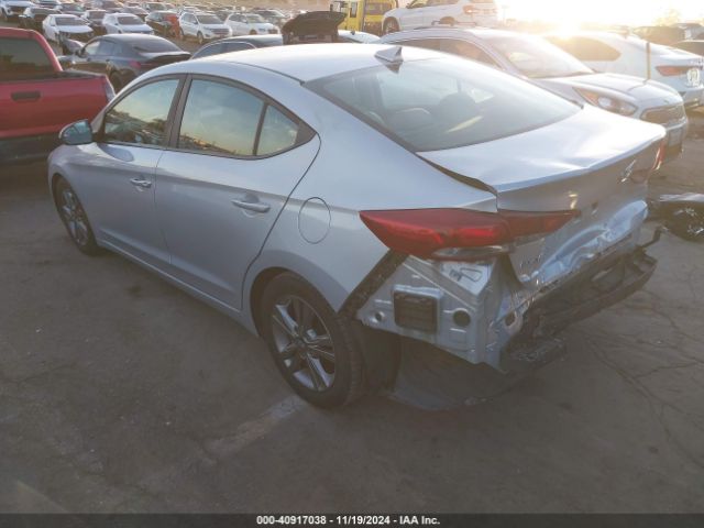 Photo 2 VIN: 5NPD84LF4HH119041 - HYUNDAI ELANTRA 