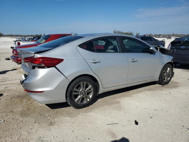 Photo 2 VIN: 5NPD84LF4HH137541 - HYUNDAI ELANTRA 