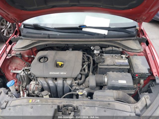 Photo 9 VIN: 5NPD84LF4HH151424 - HYUNDAI ELANTRA 