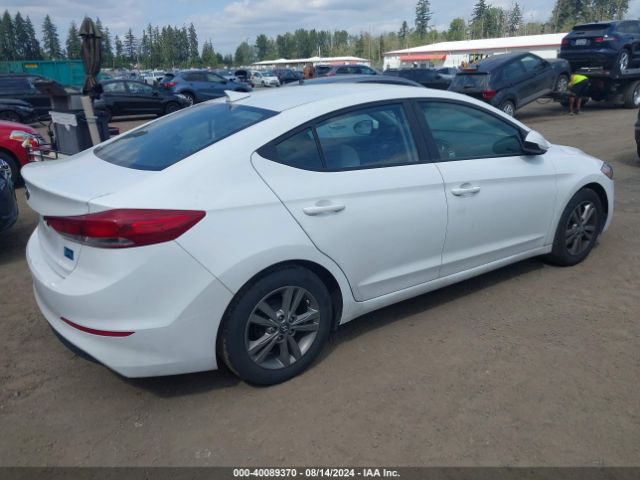 Photo 3 VIN: 5NPD84LF4HH156848 - HYUNDAI ELANTRA 