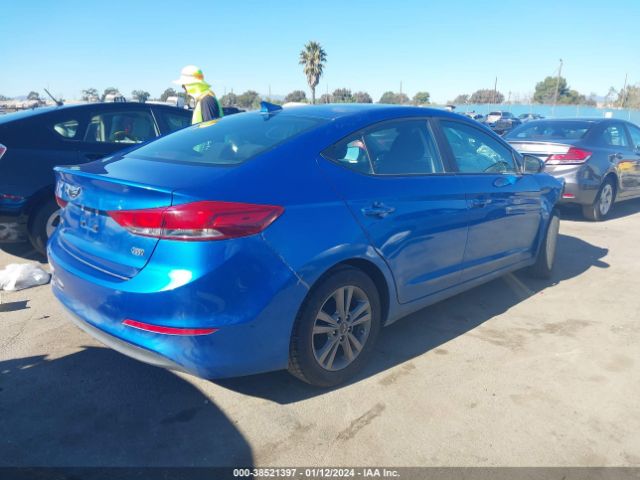 Photo 3 VIN: 5NPD84LF4HH158549 - HYUNDAI ELANTRA 