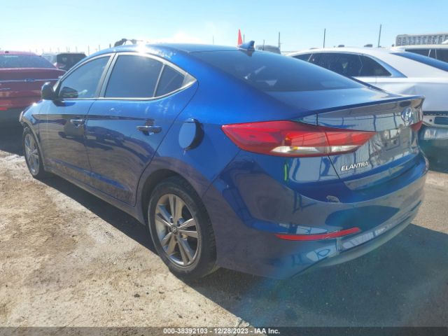 Photo 2 VIN: 5NPD84LF4HH170555 - HYUNDAI ELANTRA 