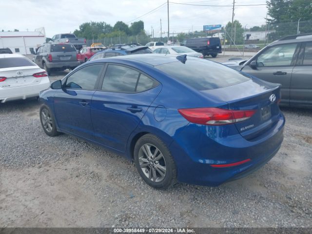 Photo 2 VIN: 5NPD84LF4HH172306 - HYUNDAI ELANTRA 