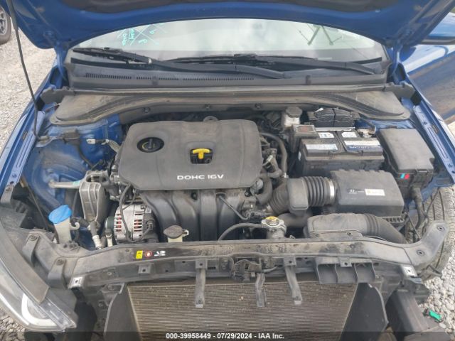 Photo 9 VIN: 5NPD84LF4HH172306 - HYUNDAI ELANTRA 