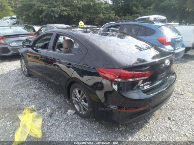 Photo 2 VIN: 5NPD84LF4HH175352 - HYUNDAI ELANTRA 