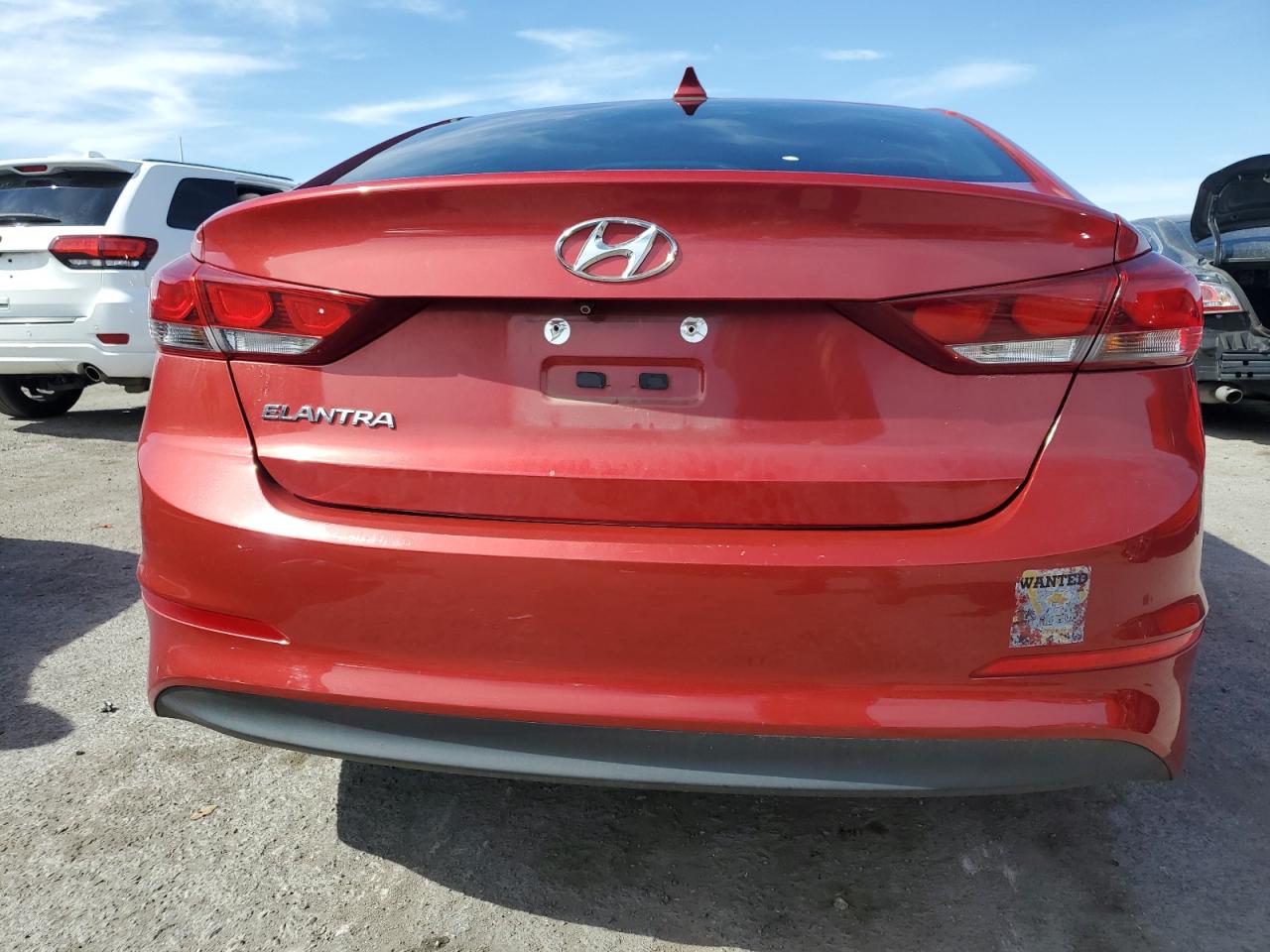 Photo 5 VIN: 5NPD84LF4HH188604 - HYUNDAI ELANTRA 