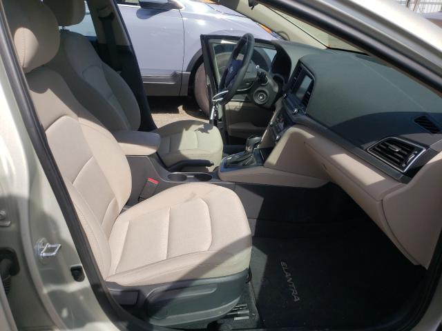 Photo 4 VIN: 5NPD84LF4HH195035 - HYUNDAI ELANTRA SE 