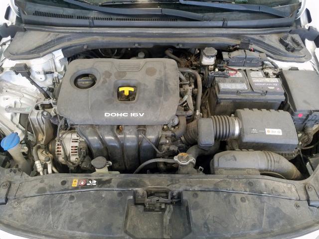 Photo 6 VIN: 5NPD84LF4HH208818 - HYUNDAI ELANTRA SE 