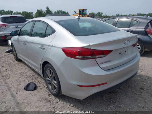 Photo 2 VIN: 5NPD84LF4JH218478 - HYUNDAI ELANTRA 