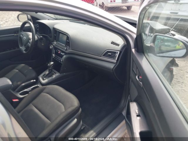 Photo 4 VIN: 5NPD84LF4JH218478 - HYUNDAI ELANTRA 